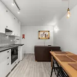 Апартаменты Bronowice Spacious By Bookinghost *