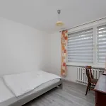 Апартаменты Bronowice Spacious By Bookinghost *