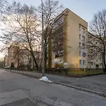 Bronowice Spacious By Bookinghost