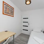 Bronowice Spacious By Bookinghost Апартаменты