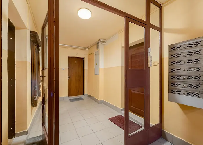 Bronowice Spacious By Bookinghost Apartament