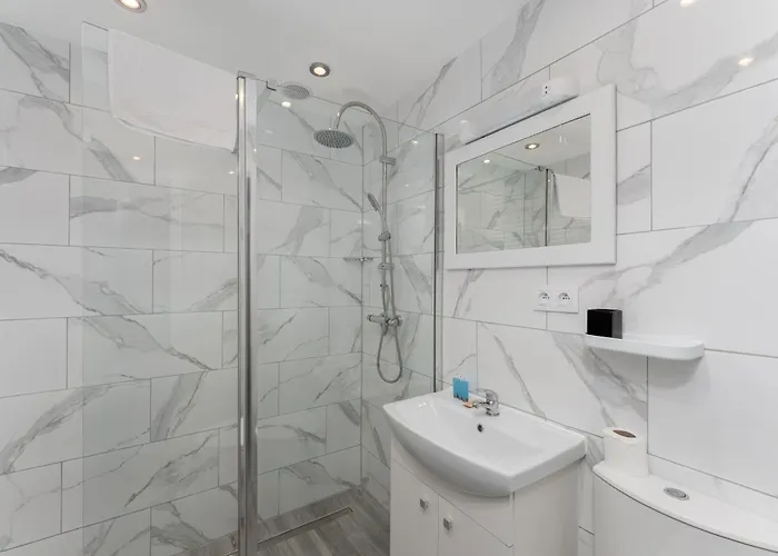 Apartament Bronowice Spacious By Bookinghost