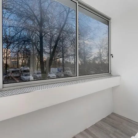 Bronowice Spacious By Bookinghost Apartment